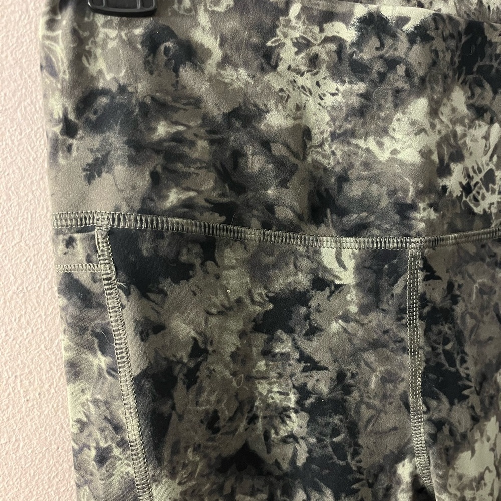 Cropped Spacedye Leggings